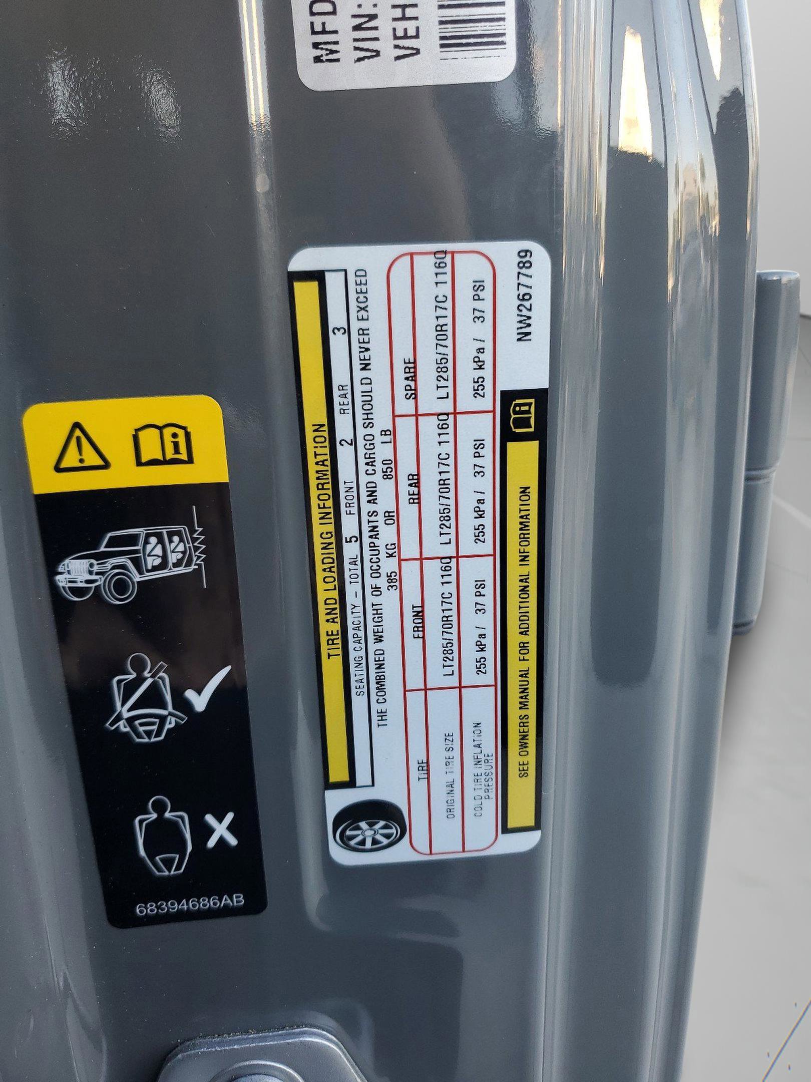 Used 2022 Jeep Wrangler Unlimited Rubicon 4xe w/ Steel Bumper Group image 31