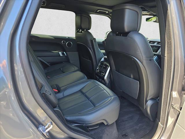 Used 2018 Land Rover Range Rover Sport HSE AWD/4WD image 11