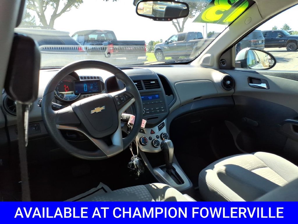 Used 2013 Chevrolet Sonic LS FWD image 9