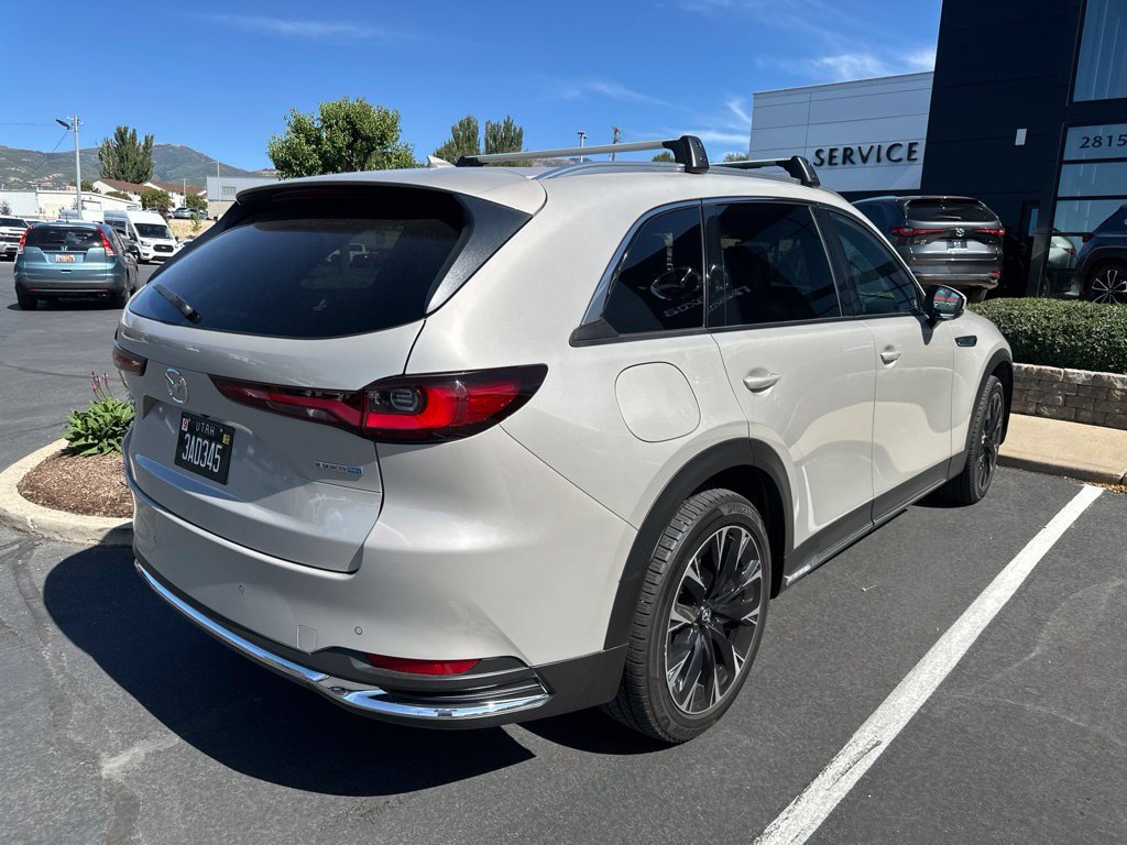 Used 2024 MAZDA CX-90 Plug-In Hybrid w/ Premium Plus AWD/4WD image 5