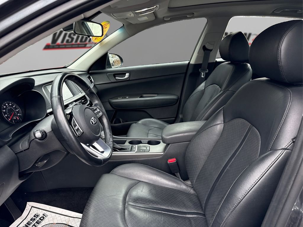 Used 2020 Kia Optima SE image 9