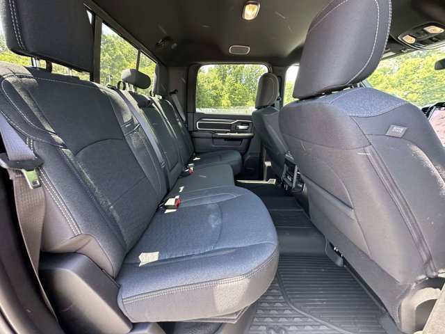New 2026 RAM 3500 Big Horn AWD/4WD image 25