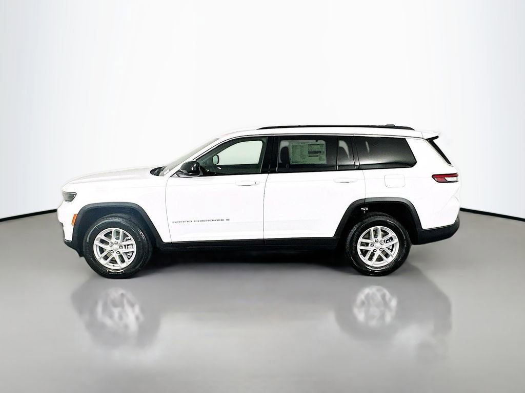 New 2026 Jeep Grand Cherokee L Laredo image 4