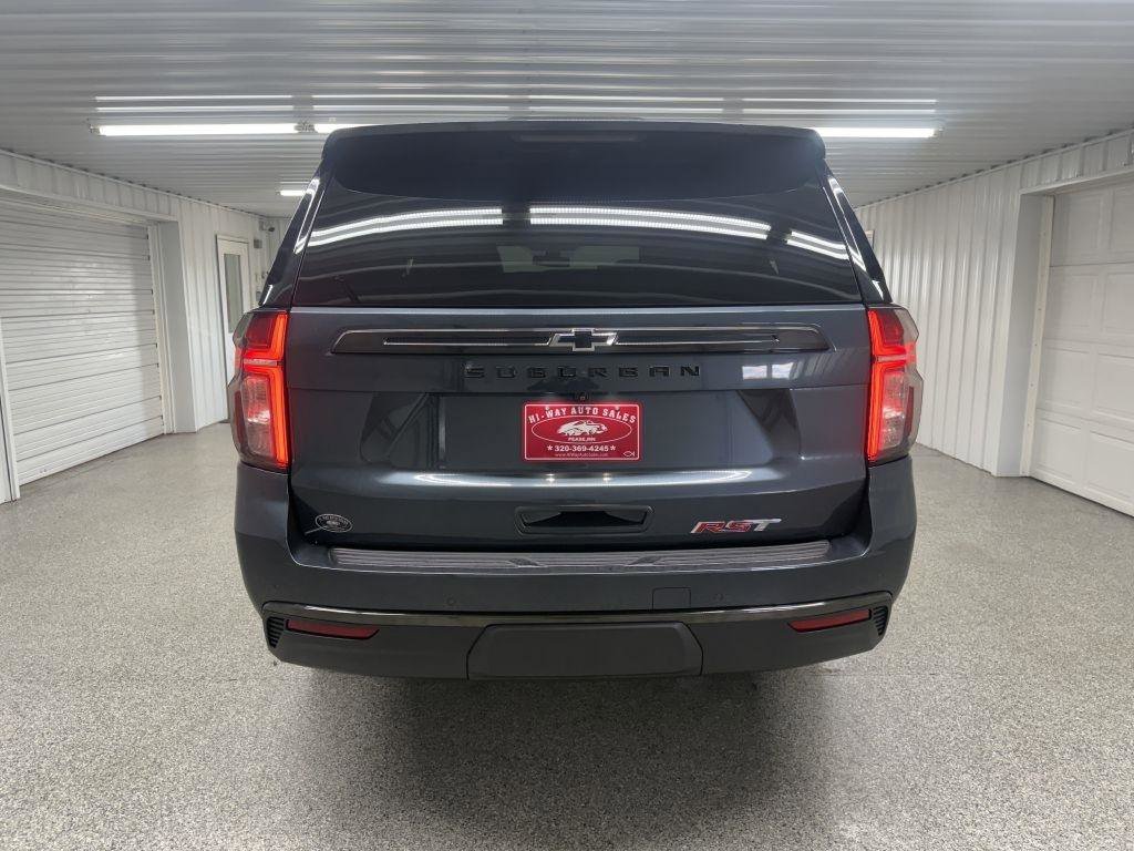 Used 2021 Chevrolet Suburban RST AWD/4WD image 5