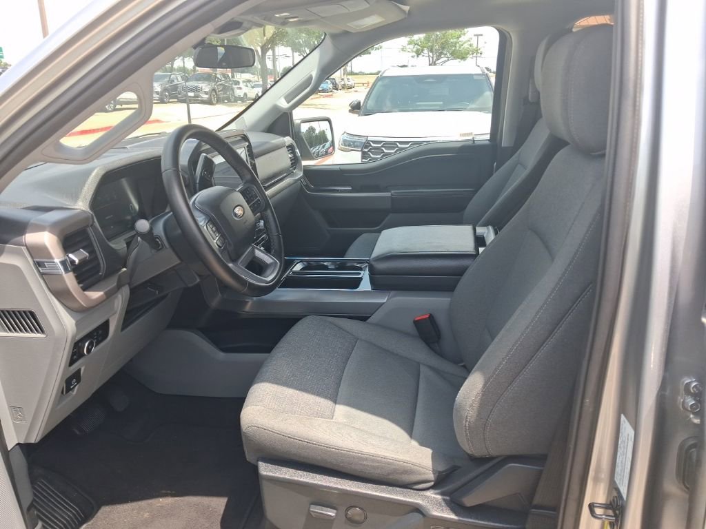 Used 2025 Ford F150 XLT w/ Equipment Group 301A Standard AWD/4WD image 4