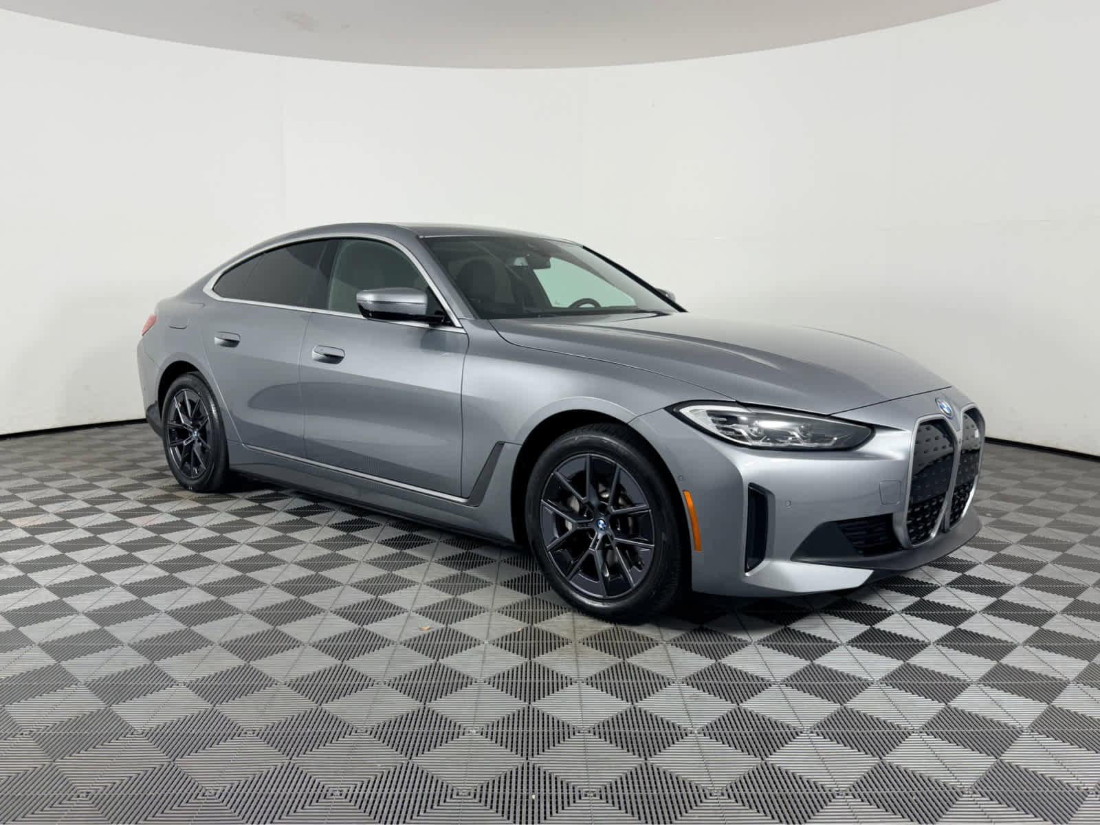 Certified 2023 BMW i4 eDrive35 w/ Premium Package image 1