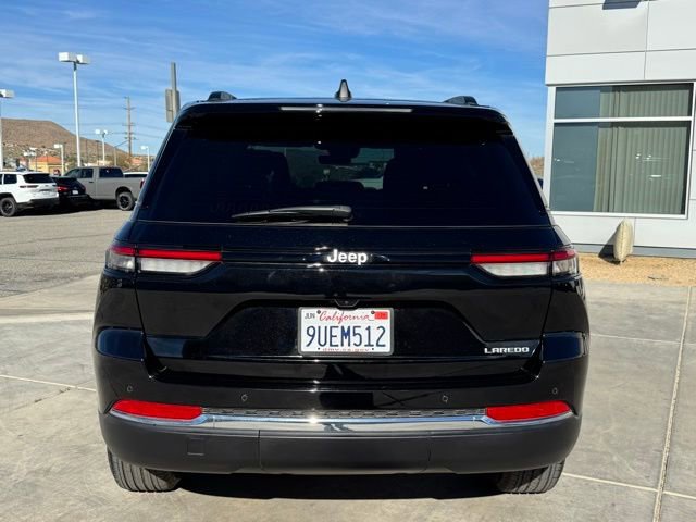 Used 2025 Jeep Grand Cherokee Laredo X w/ Trailer Tow Package image 5