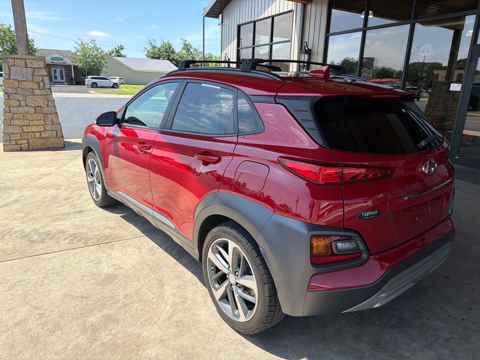 Used 2021 Hyundai Kona Limited FWD image 18