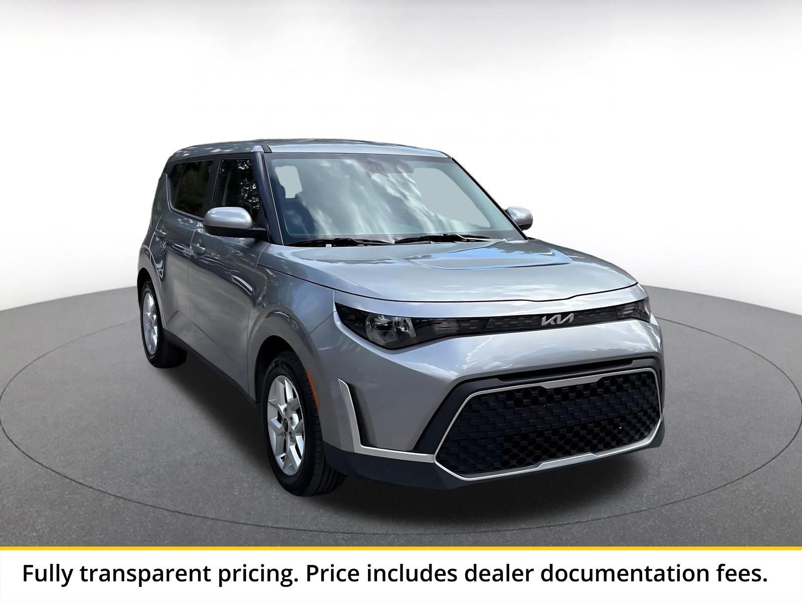 Used 2025 Kia Soul LX w/ LX Technology Package