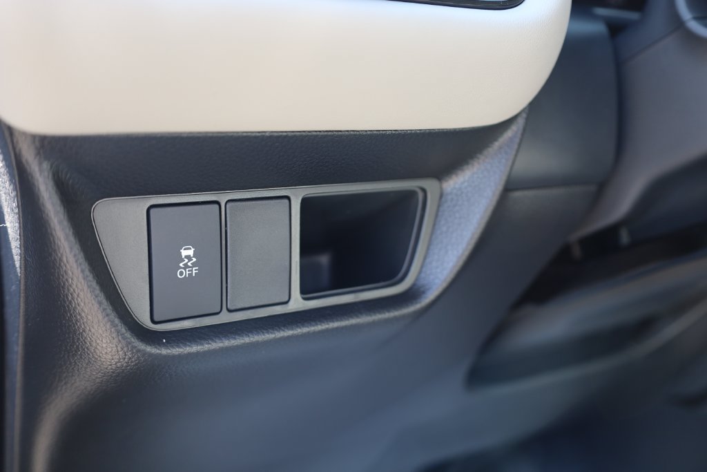 New 2027 Honda HR-V LX image 14