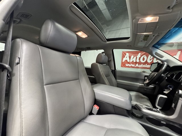 Used 2015 Toyota Sequoia Limited AWD/4WD image 10