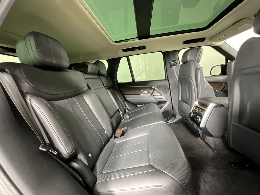 Certified 2023 Land Rover Range Rover SE AWD/4WD image 23