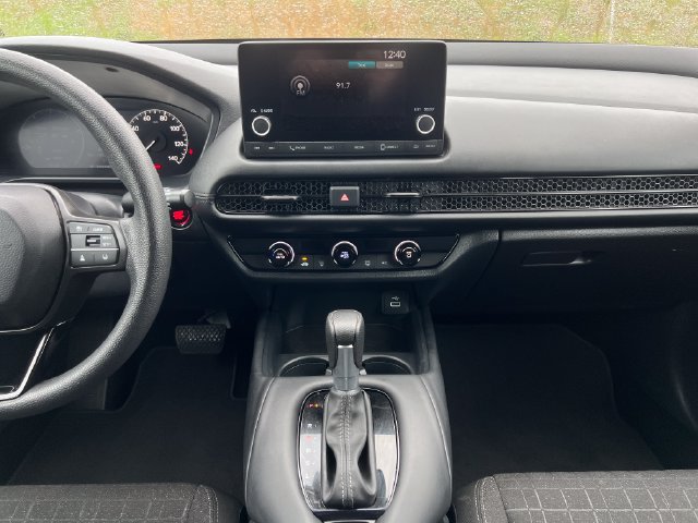 Used 2025 Honda HR-V LX image 19