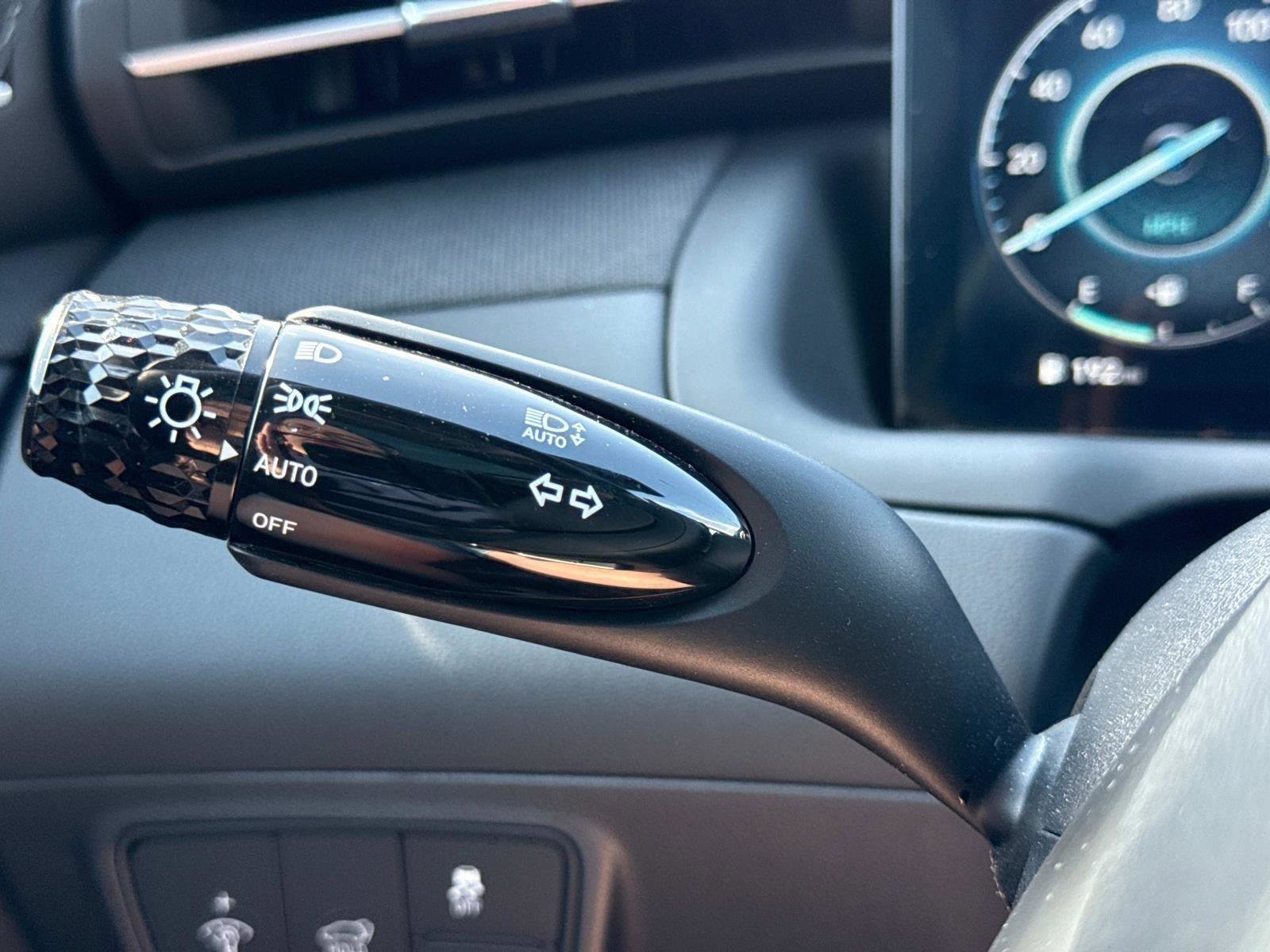 Used 2024 Hyundai Tucson Limited image 10