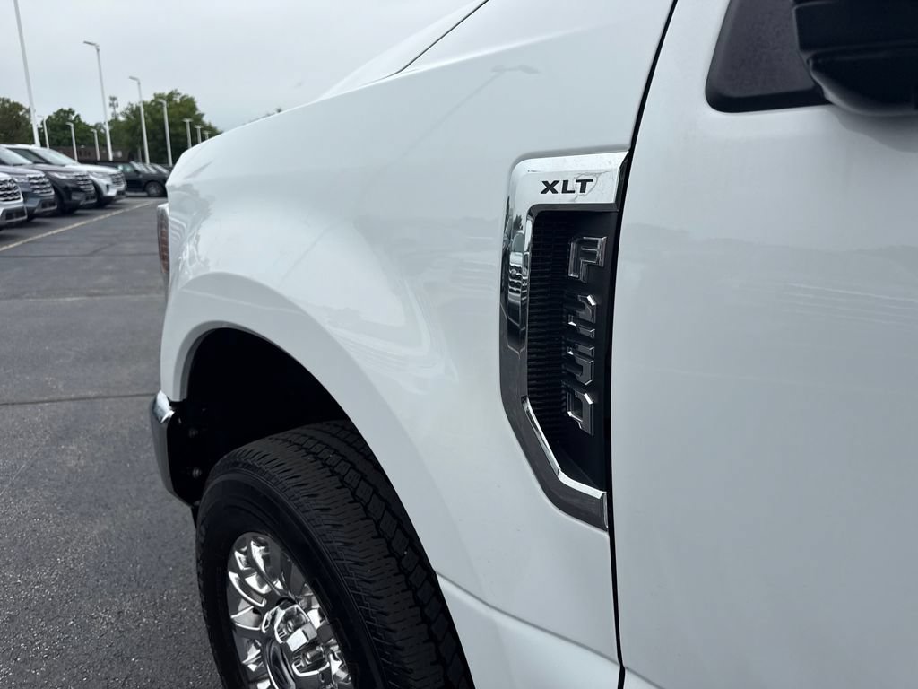 Used 2022 Ford F250 XLT w/ XLT Premium Package AWD/4WD image 16