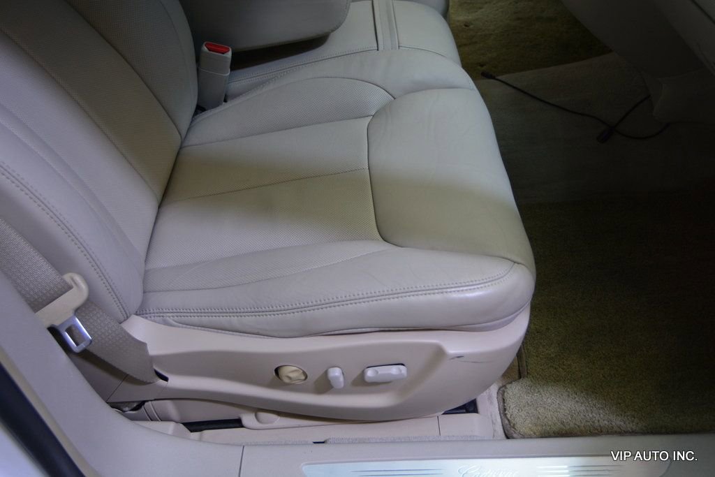 Used 2009 Cadillac DTS w/ Trunk Convenience Package FWD image 18