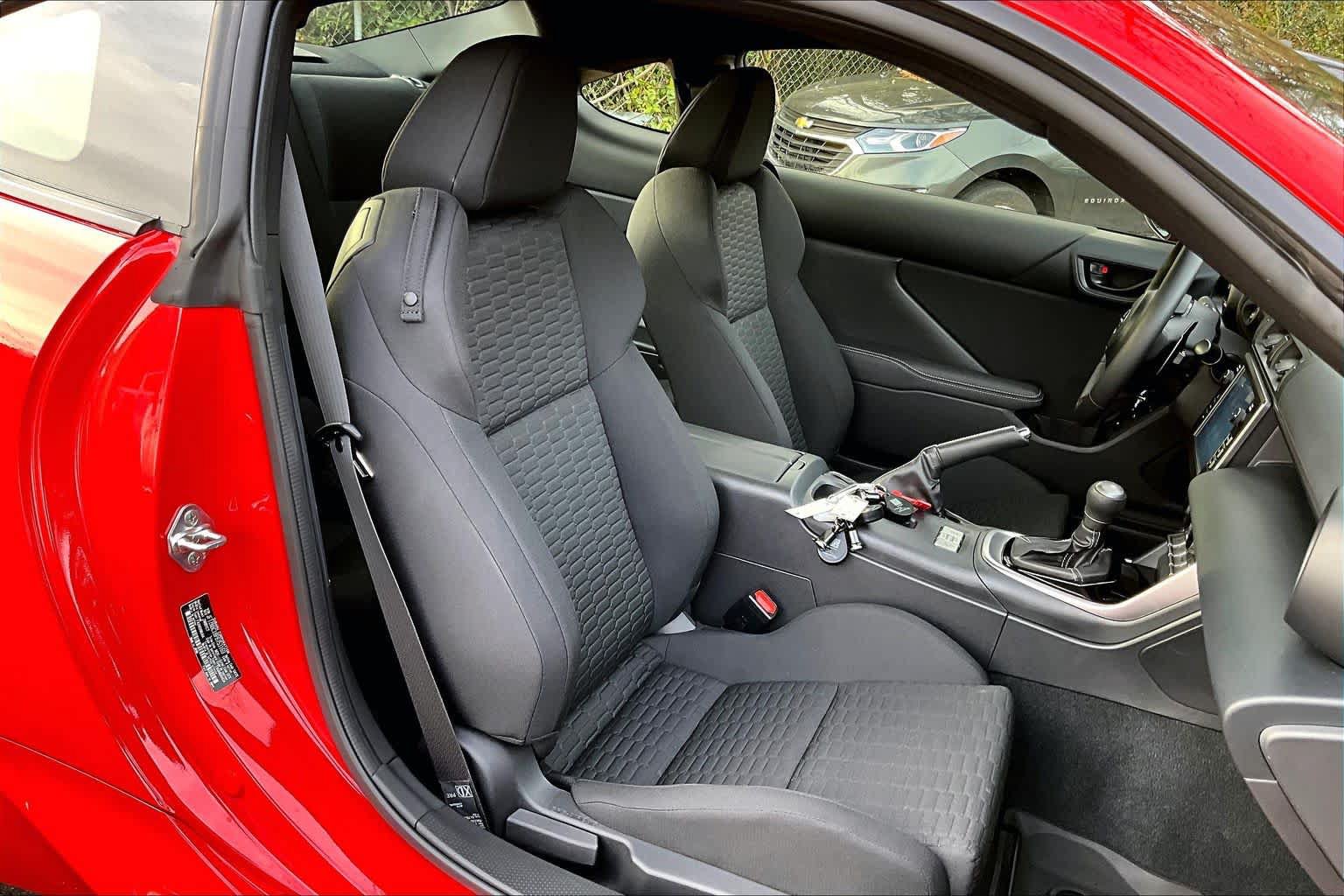 Used 2023 Toyota GR86 RWD image 8