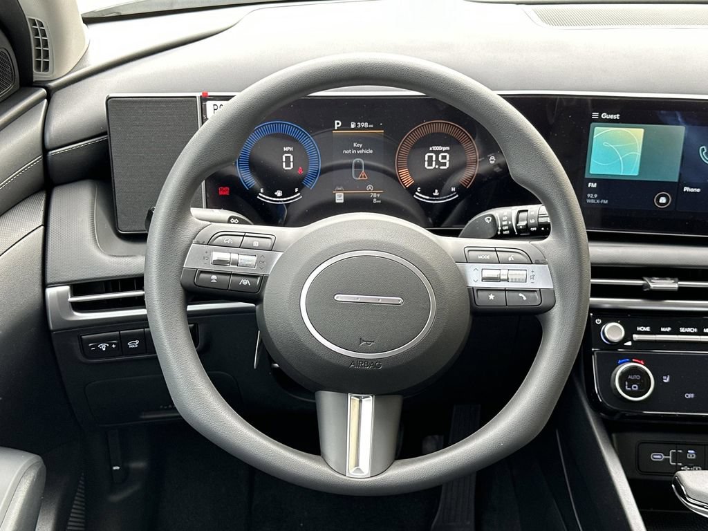 New 2026 Hyundai Tucson SEL FWD image 12