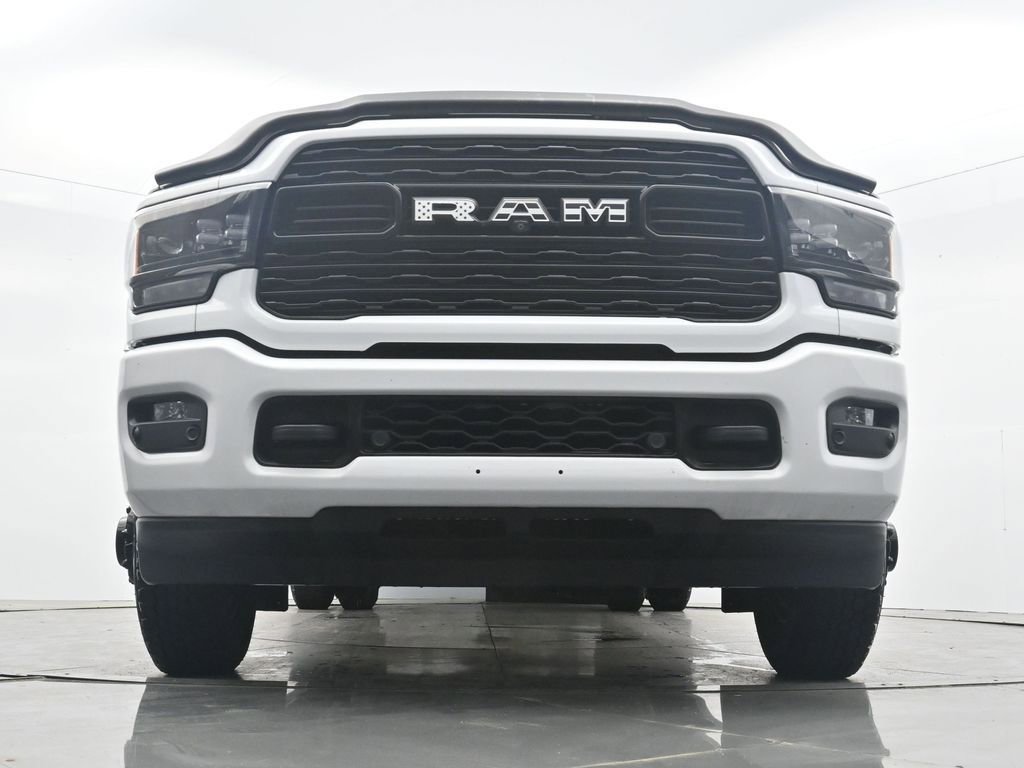 Used 2022 RAM 3500 Limited w/ Max Tow Package image 30