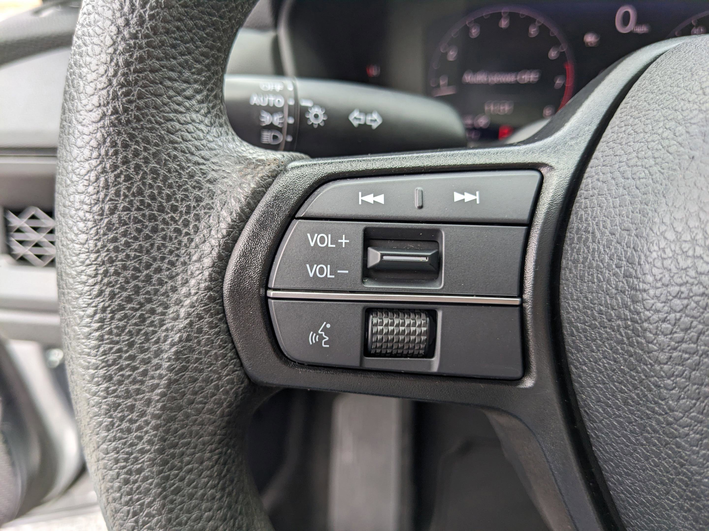 Used 2023 Honda Accord LX image 37