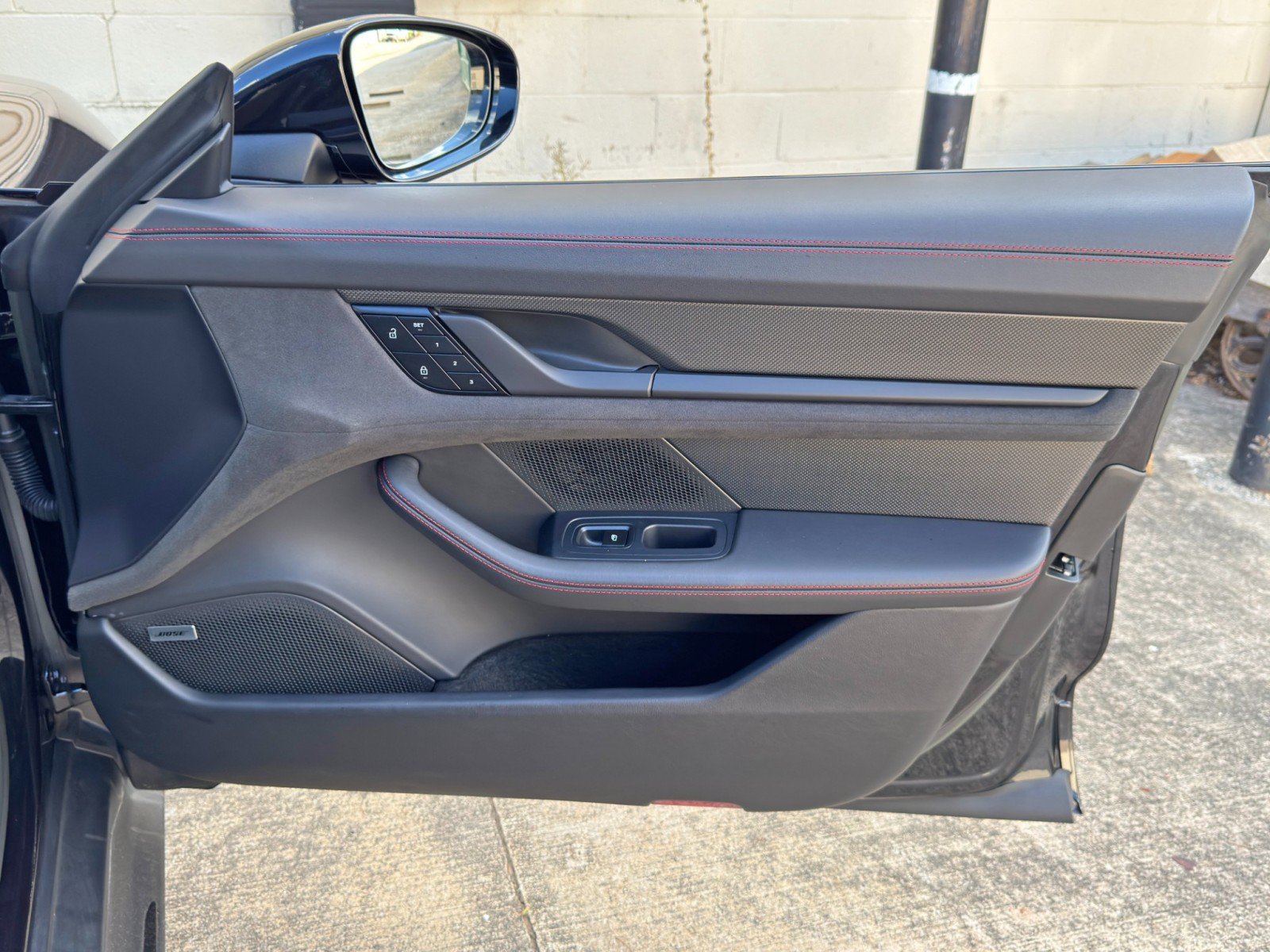 Used 2024 Porsche Taycan GTS AWD/4WD image 48