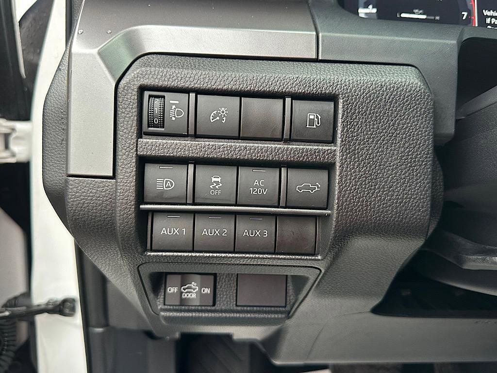 Certified 2024 Toyota Tacoma TRD Off-Road w/ TRD Off Road Premium Package image 20