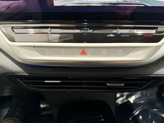 Used 2021 Volkswagen ID.4 1st Edition image 35