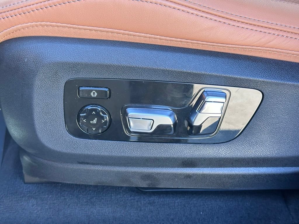 Certified 2025 BMW X5 M60i w/ Climate Comfort Package AWD/4WD image 13