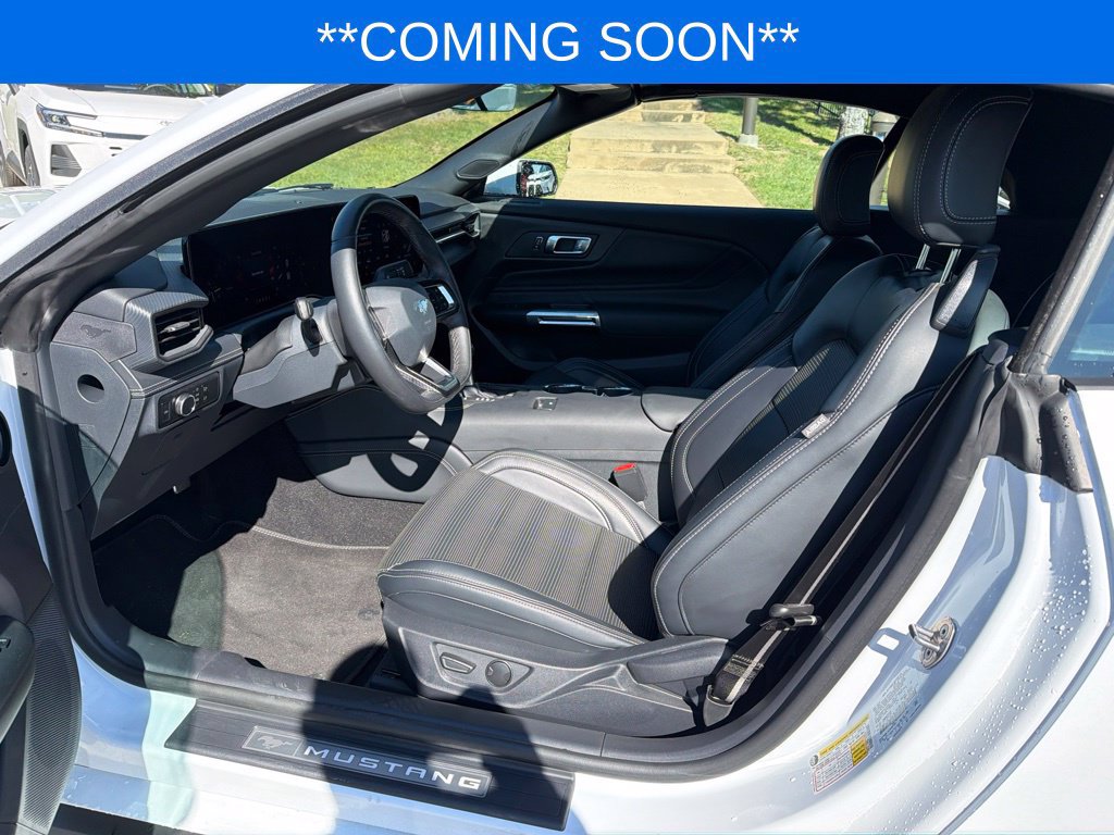 Used 2024 Ford Mustang Premium RWD image 11