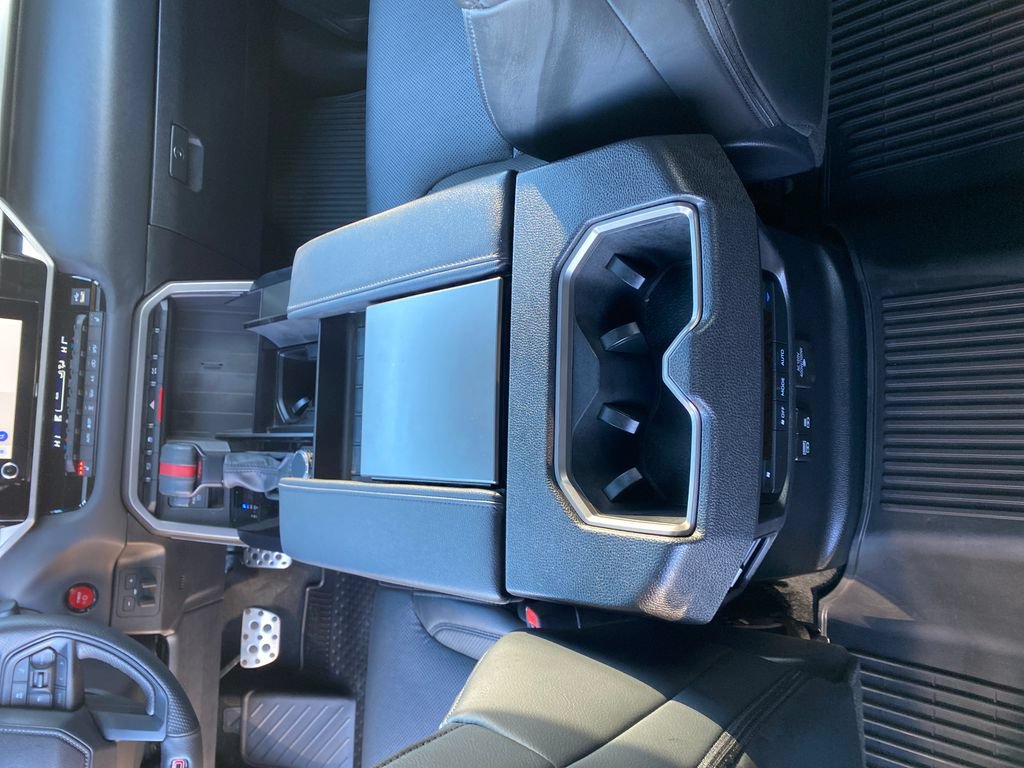 Used 2025 Toyota Sequoia 4WD image 25