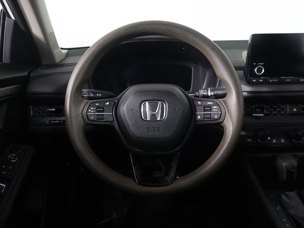 Used 2023 Honda Accord EX image 38