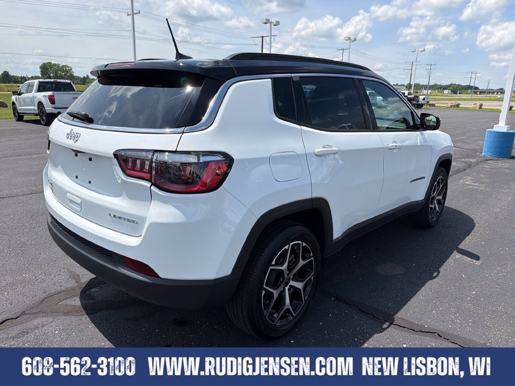 Used 2025 Jeep Compass Limited AWD/4WD image 5