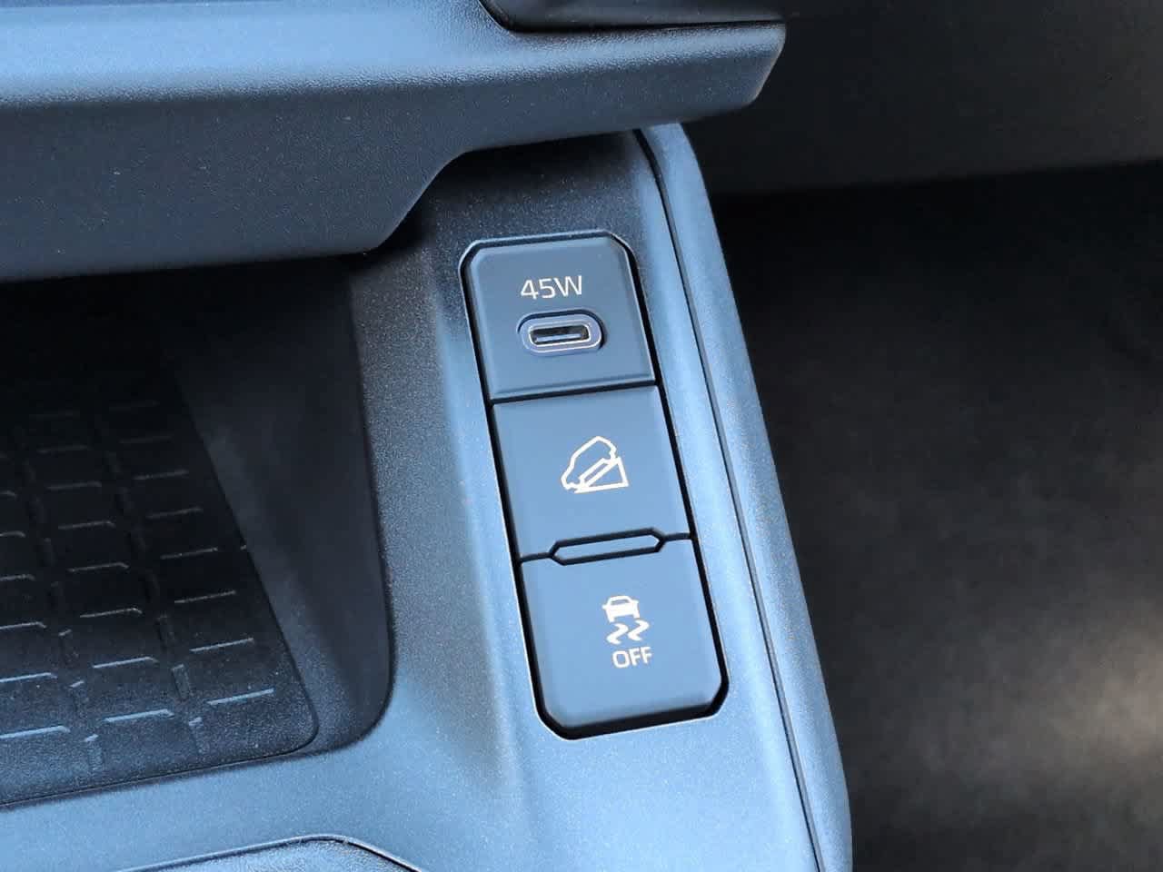 New 2026 Toyota RAV4 XSE AWD/4WD image 21