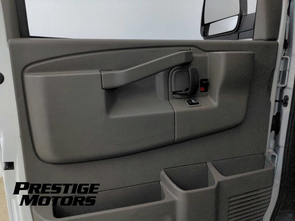 Used 2020 GMC Savana 2500 w/ Driver Convenience Package RWD image 24