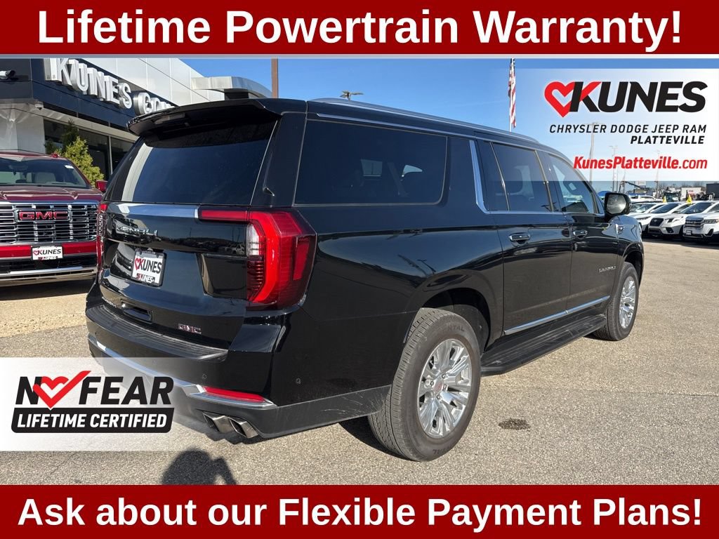 Used 2025 GMC Yukon XL Denali AWD/4WD image 11