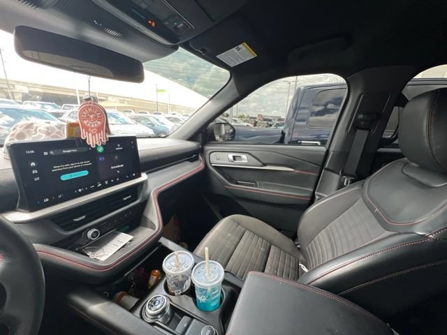 Used 2025 Ford Explorer ST-Line w/ Premium Package RWD image 6