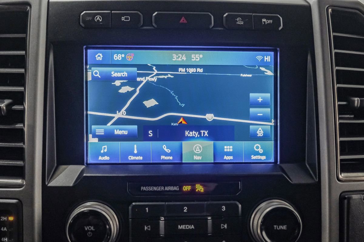 Used 2020 Ford F150 Raptor w/ Equipment Group 802A Luxury image 21