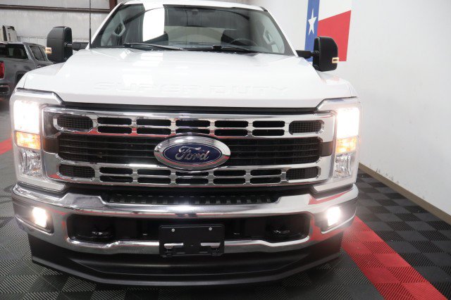 Used 2024 Ford F250 XLT w/ FX4 Off-Road Package AWD/4WD image 24