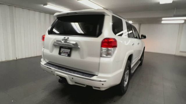 Used 2011 Toyota 4Runner SR5 w/ Convenience Pkg image 8