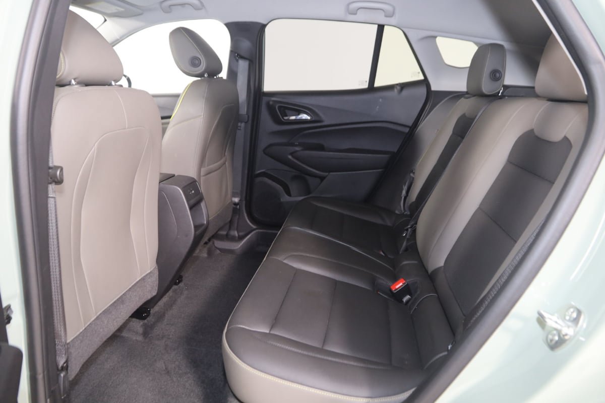 Used 2026 Chevrolet Trax ACTIV w/ Driver Confidence Package FWD image 38