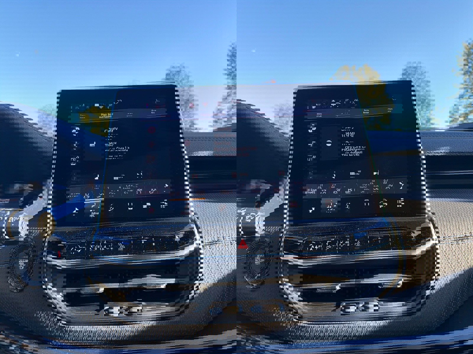 New 2026 Jeep Compass Latitude image 17