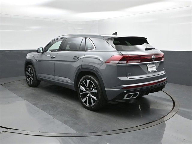 New 2026 Volkswagen Atlas Cross Sport SEL Premium R-Line image 5