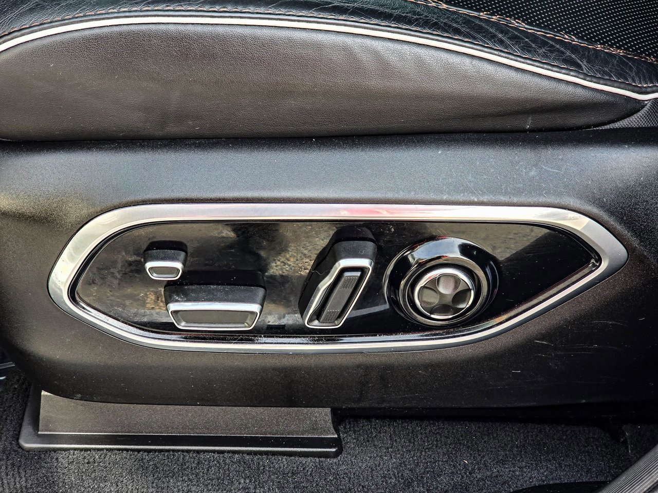 Used 2024 Jeep Grand Cherokee L Summit image 51