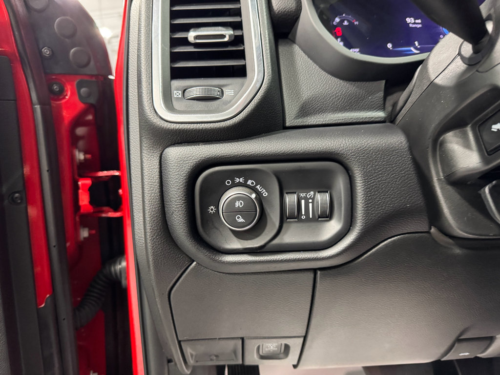 Used 2024 RAM 3500 Laramie image 26