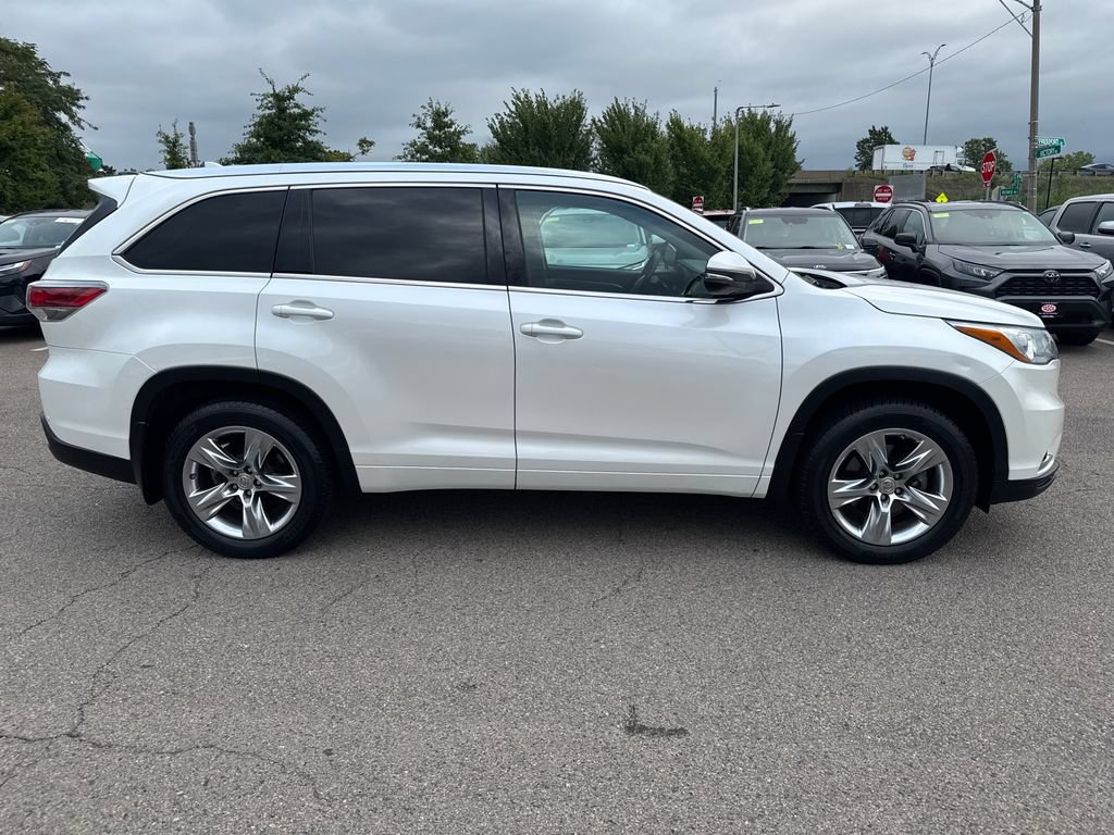 Used 2015 Toyota Highlander Limited AWD/4WD image 11