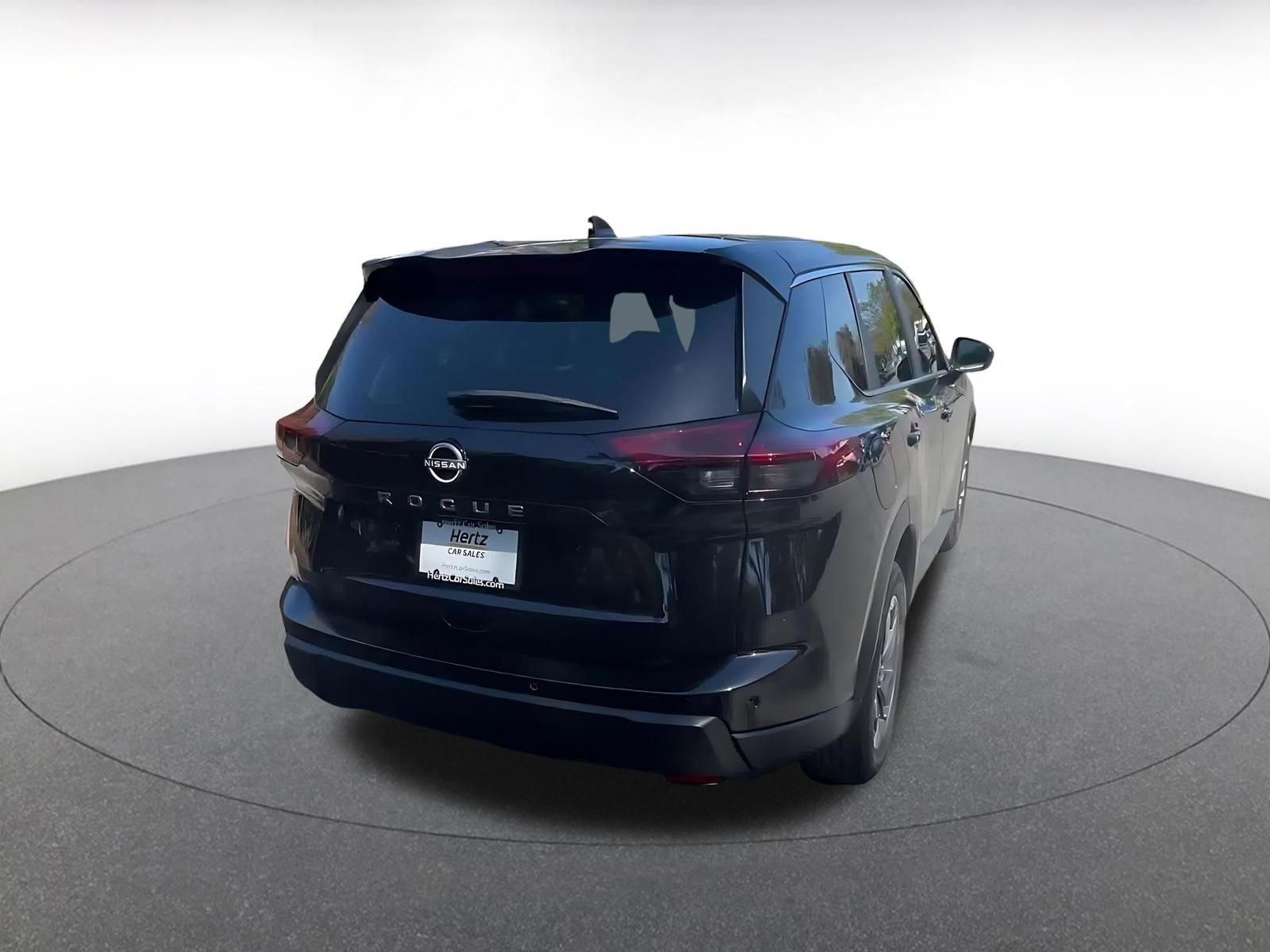 Used 2025 Nissan Rogue SV image 15