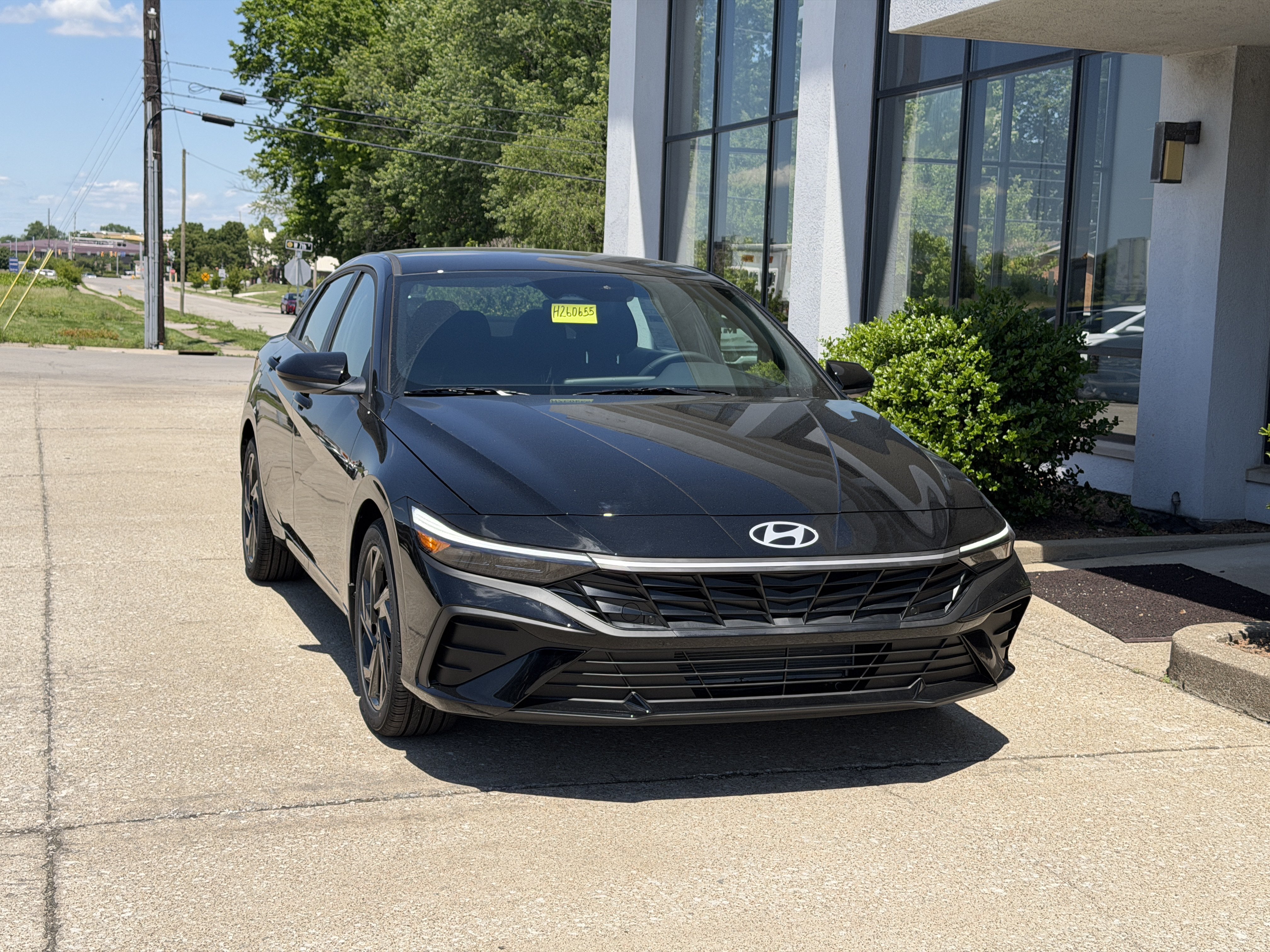 Used 2026 Hyundai Elantra Sport FWD image 13