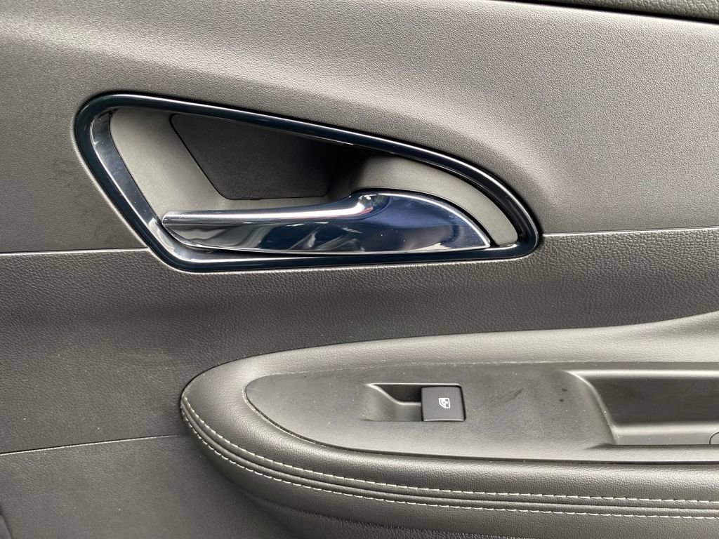 Used 2022 Buick Encore Preferred image 14