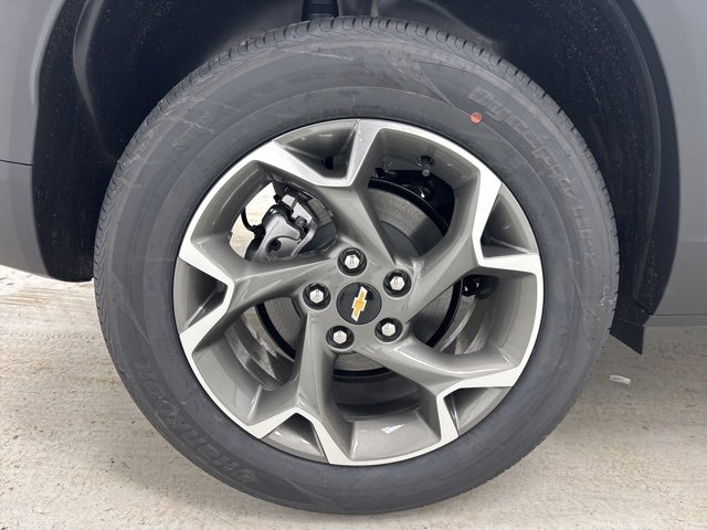 New 2026 Chevrolet Trax LT w/ Driver Confidence Package image 32