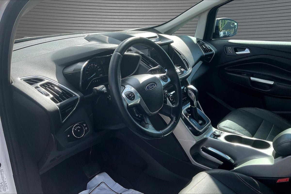 Used 2013 Ford C-MAX Energi FWD image 16